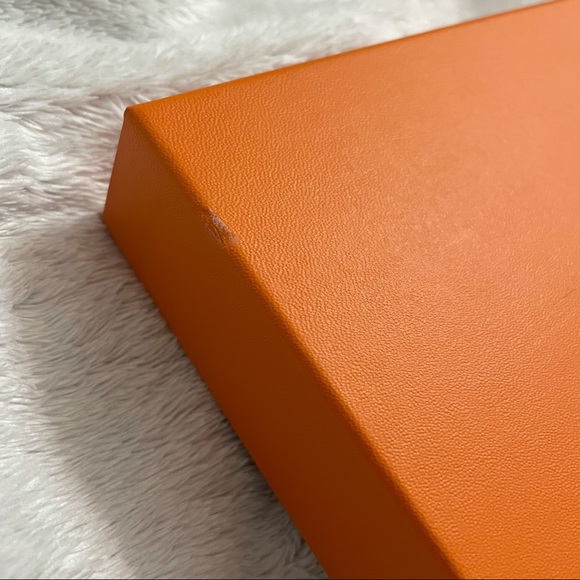 Authentic Hermès Empty Box with Bag - Picture 7 of 10
